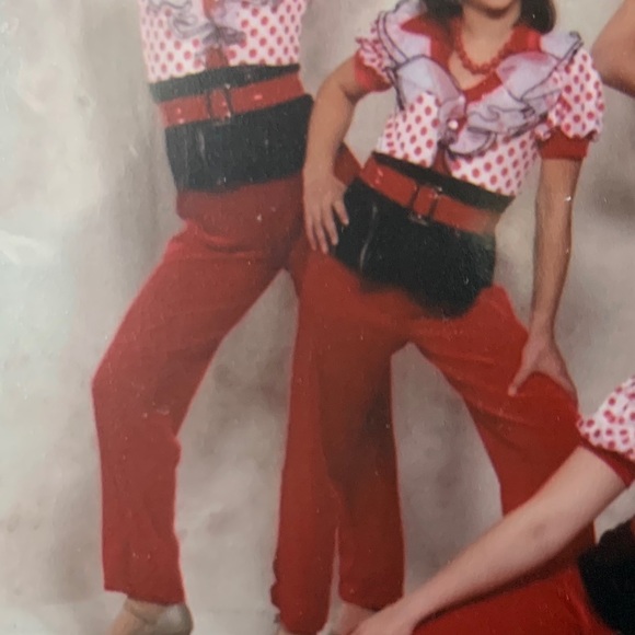 Dance costume - Picture 1 of 7